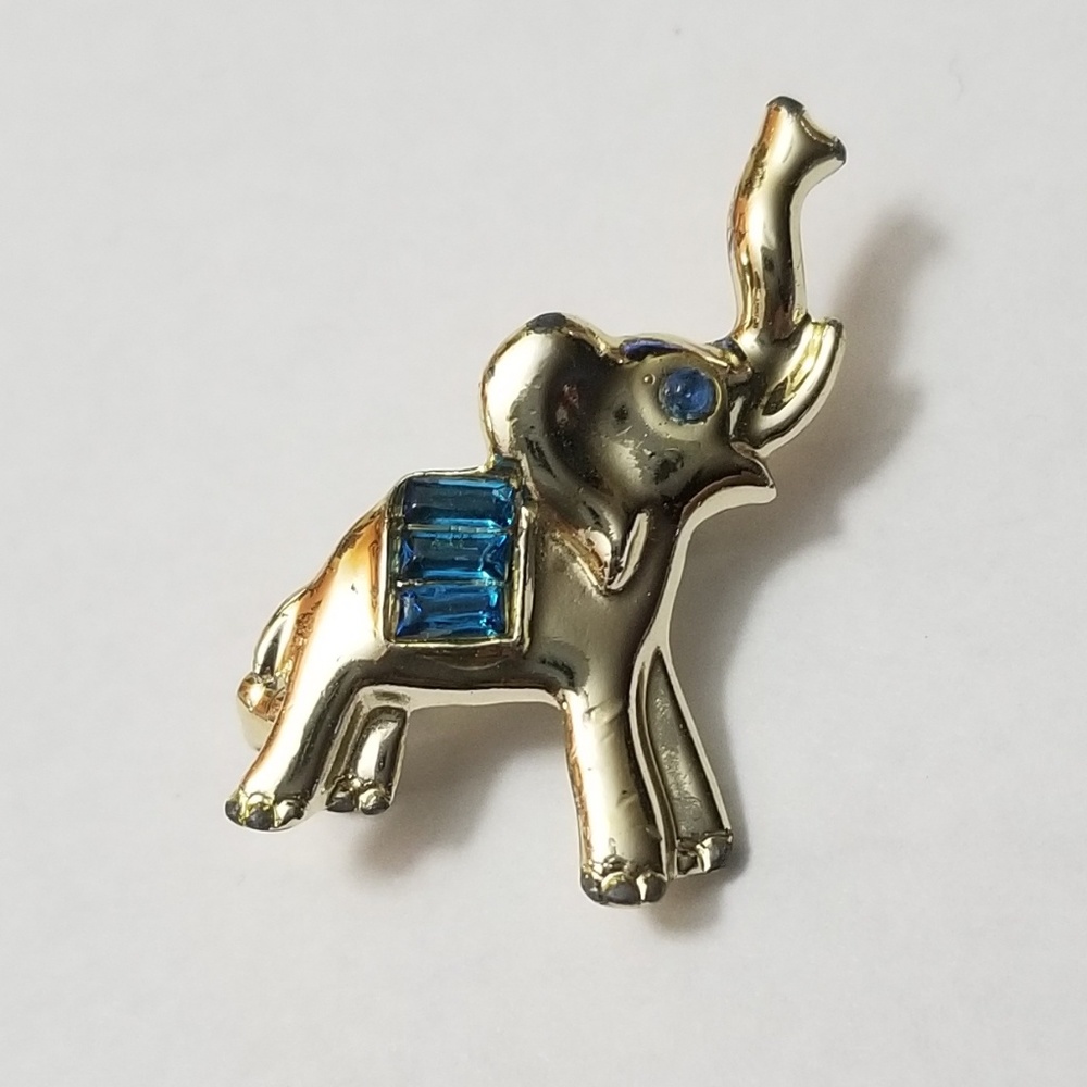 1980s Vintage December Birthstone Elephant Pin